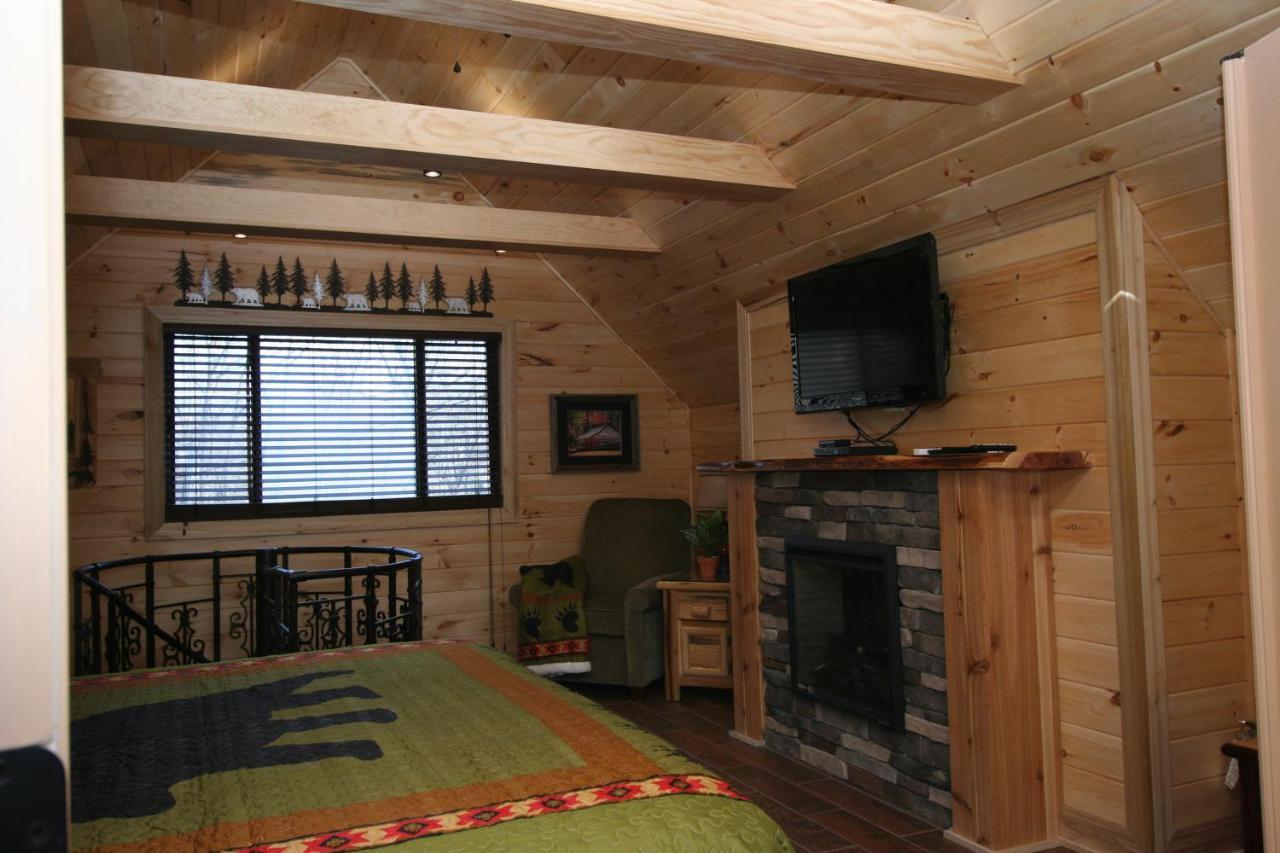 Cupid'S Cabin Gatlinburg Exterior photo